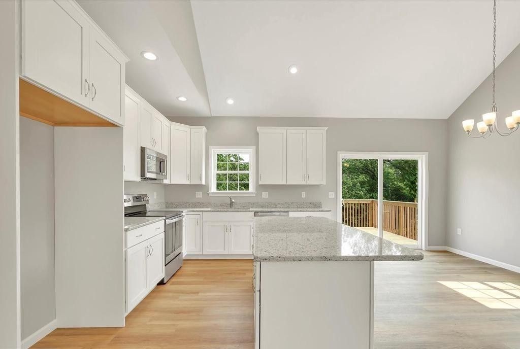 CAMBRIDGE7(1)© ReeseCustomBuilders